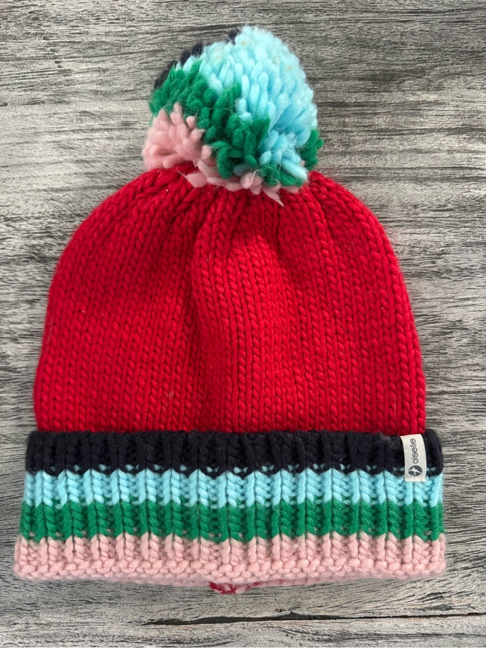 Oiselle super pom rainbow beanie chunky knit red hat cap #NE301